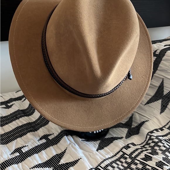 Western style felt hat. Size XL. Like new. main image 2